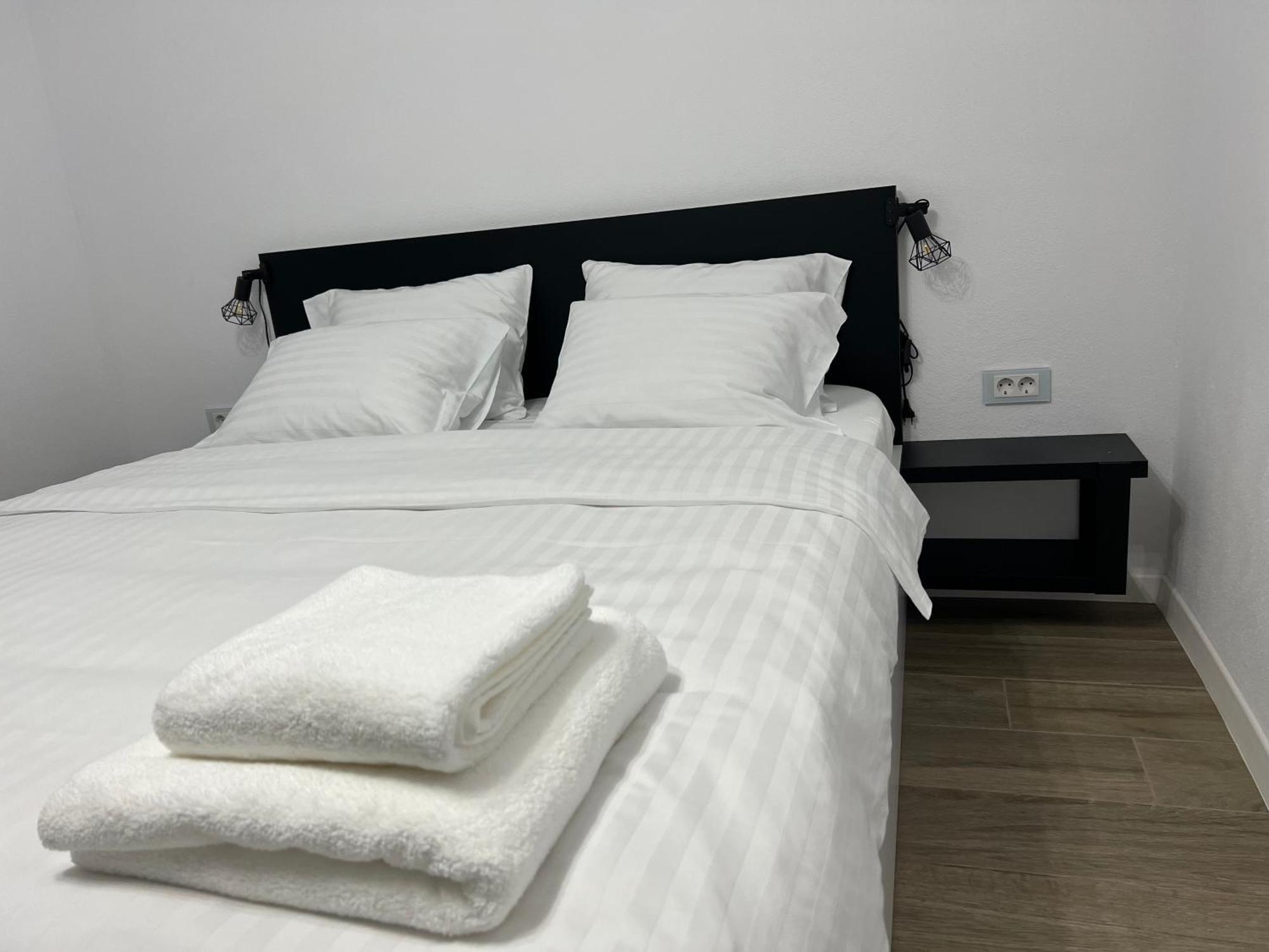 Appartement Onix à Hunedoara Extérieur photo